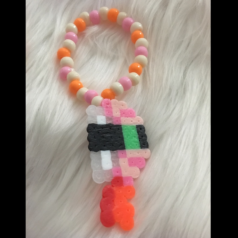 ✨🍣🧡Sushi Perler Bracelet 🧡🍣✨